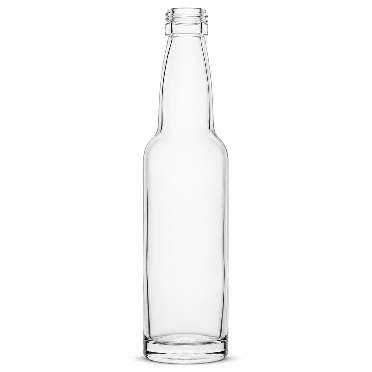 Freigestellte, klare 100-ml-Kropfhalsflasche mit schlankem zylindrischem Körper, langem Hals, Schraubmündung und massivem Glasboden auf weißem Hintergrund