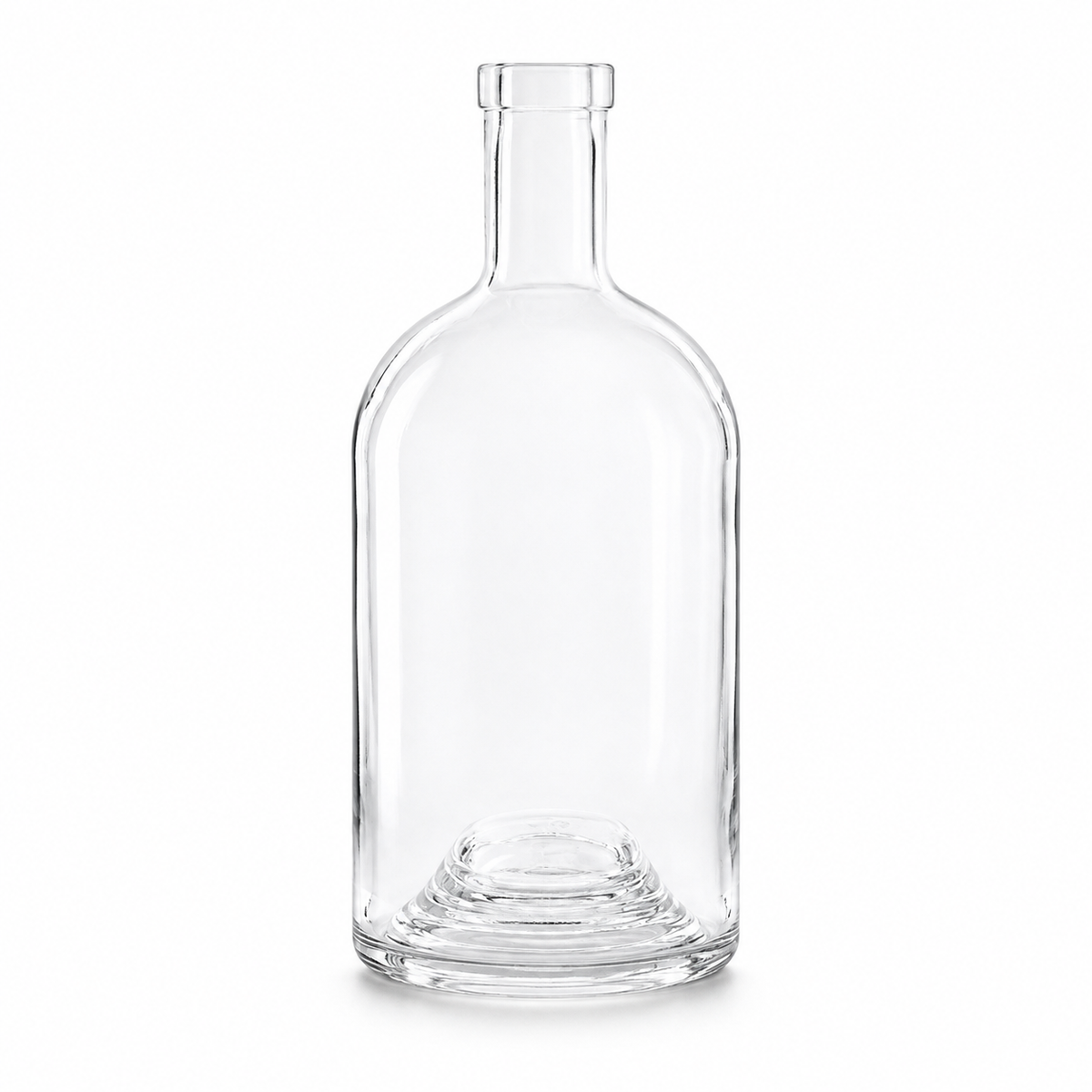 Klare Nocturne-Ripple-Glasflasche 500 ml mit OBB-19-Mündung und konzentrisch abgestuftem Glasboden auf weißem Hintergrund