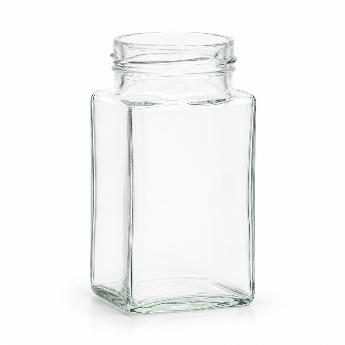 Klares Vierkantglas 260 ml mit TO-58-Mündung, eckigem Glasbody und leicht abgerundeten Kanten auf weißem Hintergrund.